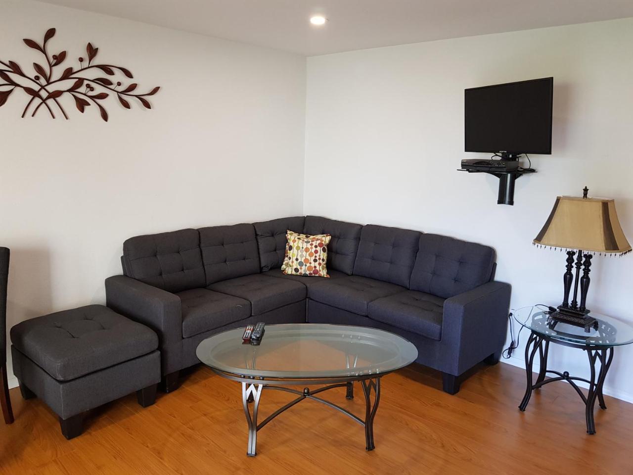 Windsong Guest Apartments Pembroke Exterior photo